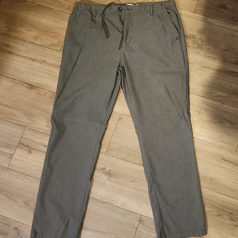Old Navy Men's Charcoal Chinos- XL